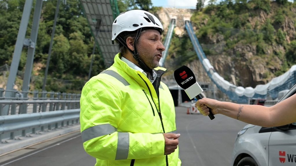Jürgen Pfeifer, Spezialist für Dübeltechnik bei Würth, im Interview zu den besonderen Herausforderungen bei diesem Projekt.